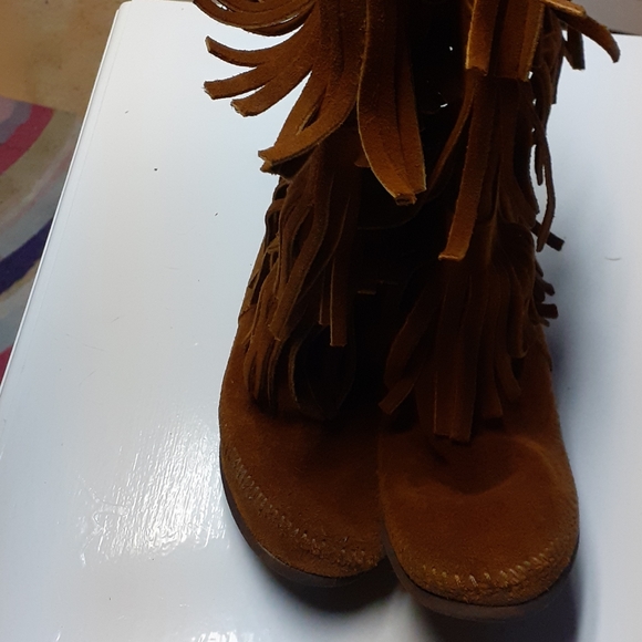 Vintage Minnetonka Fringe Boots Size 7 - Picture 4 of 5